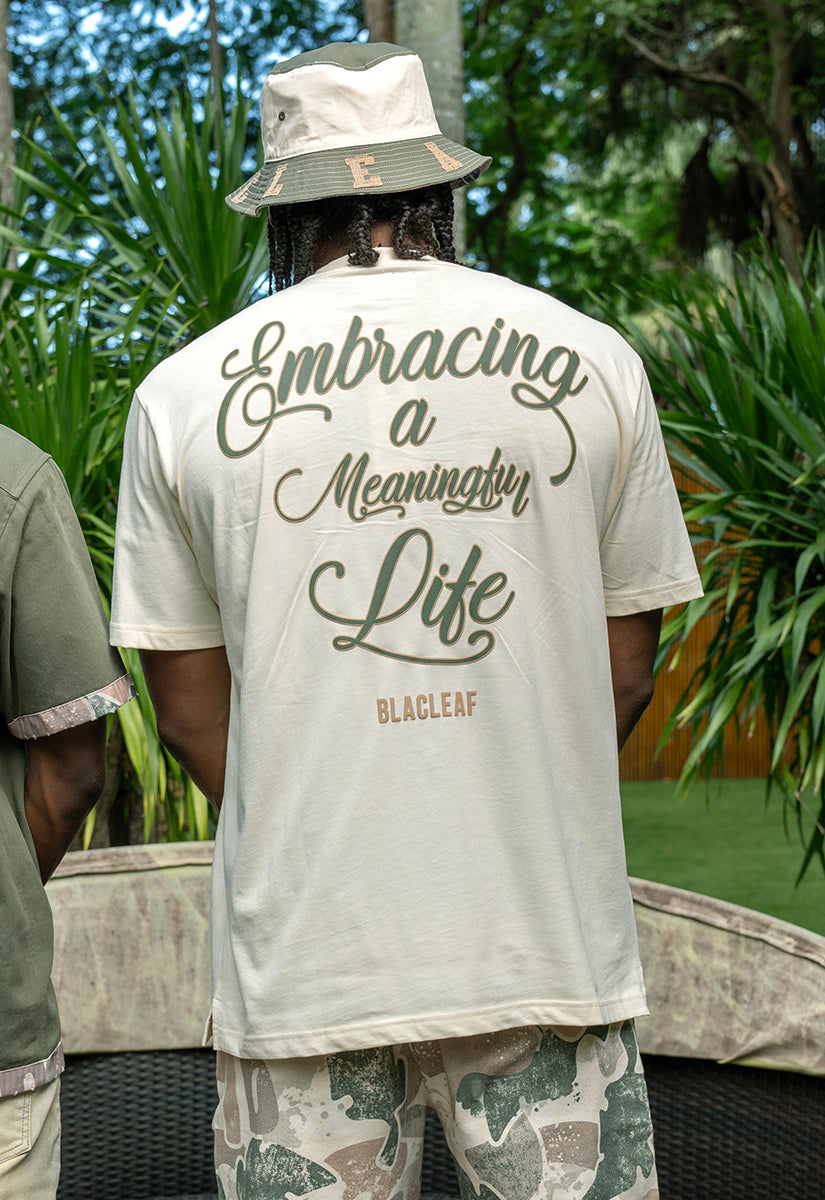 Embracing Life T-Shirt, Denim Jeans and Bucket Hat Bundle