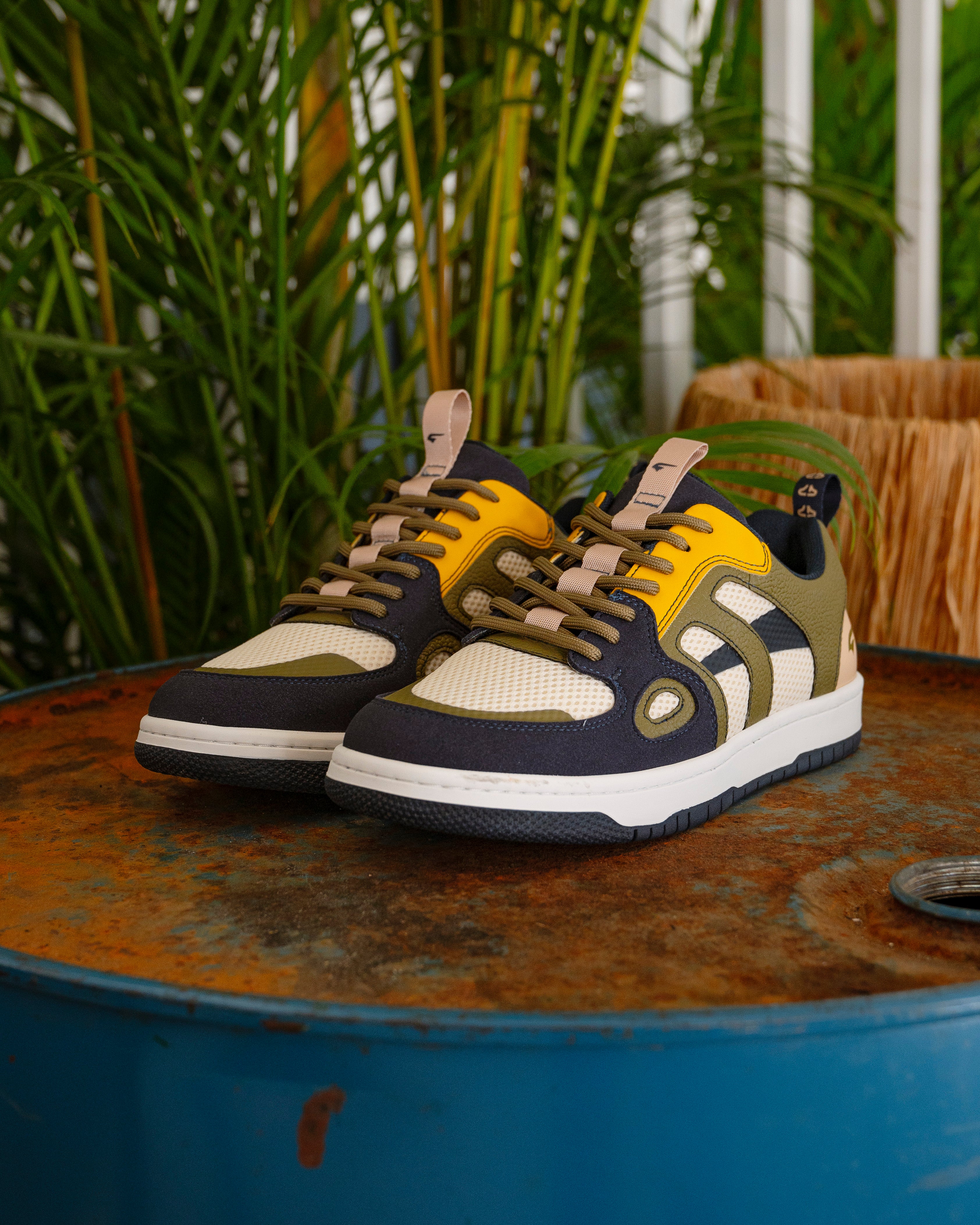 Signature Eurus Sneaker | Blac Leaf X G7